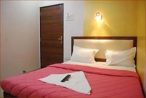 Larsvale Lodge London